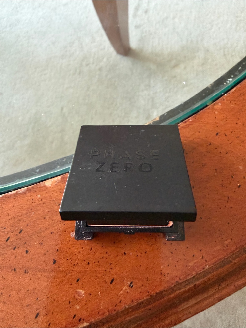 🗽Phase Zero MAKING MOVES Blusher Compact in Black with Pink Blush